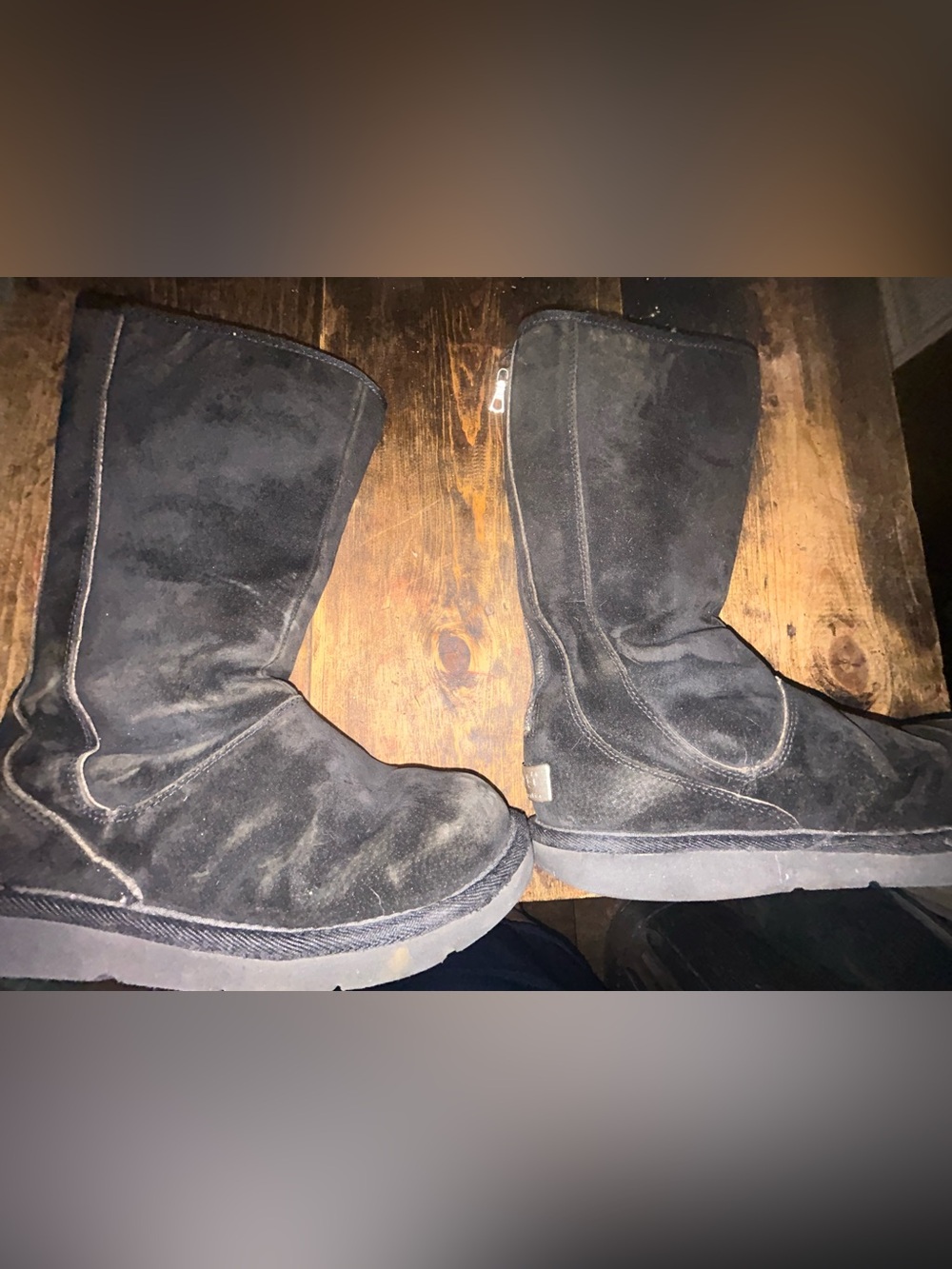 UGG Knightsbridge Black sheepskin suede Womans Size 8 back zipper #5119